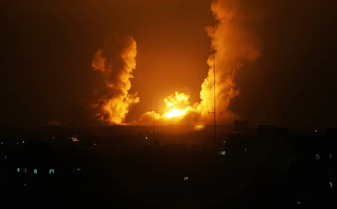 الطائرات الحربية للكيان المحتل تشن سلسلة غارات على مواقع بقطاع غزة
